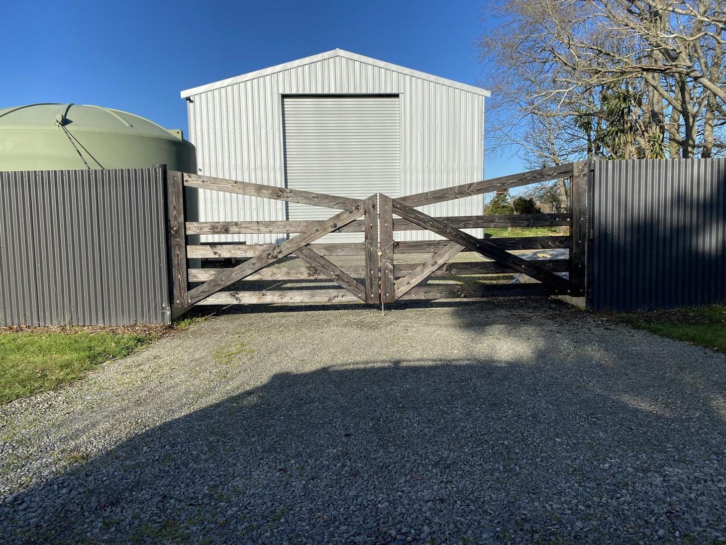 Leeston 5 Rail Driveway Entry gates 3600-4800mm wide