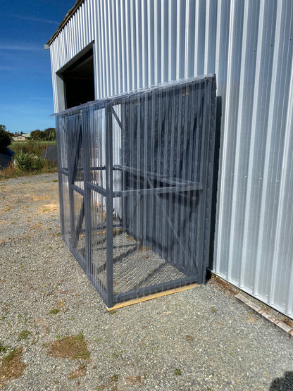 Lean-to-Timber polycarbonate greenhouse